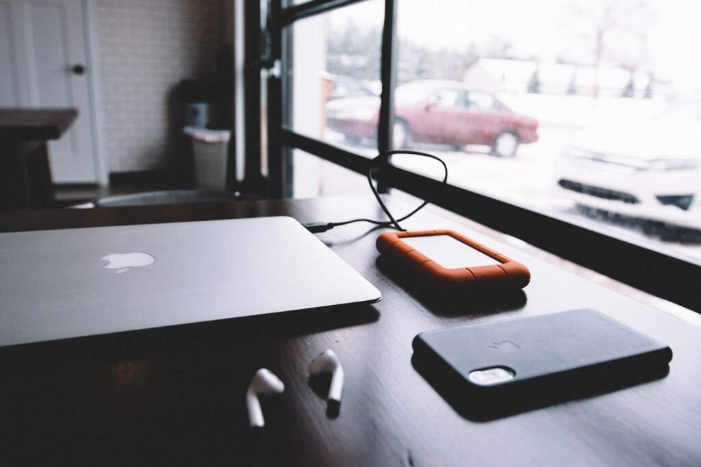 Perché l’intelligenza artificiale ci disgusta: la mappa del rifiuto morale