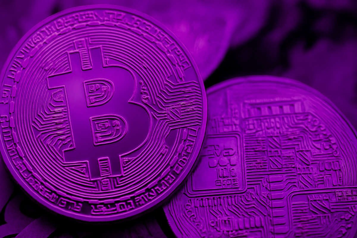 Monete Bitcoin color viola che rappresentano il concetto di stablecoin e criptovalute digitali.